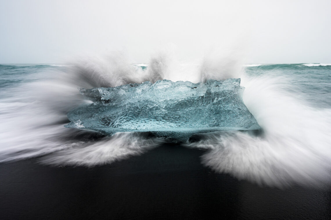 Island Fotografie Risen Die Landschaft fasziniert mit ihren farbigen Rhyolit-Bergen