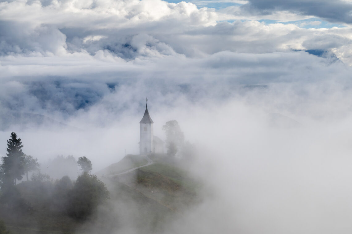 Slowenien Fotoreise, den Kirchen, die auf malerischen Hügel stehen - Rolf Gemperle Naturfotografie